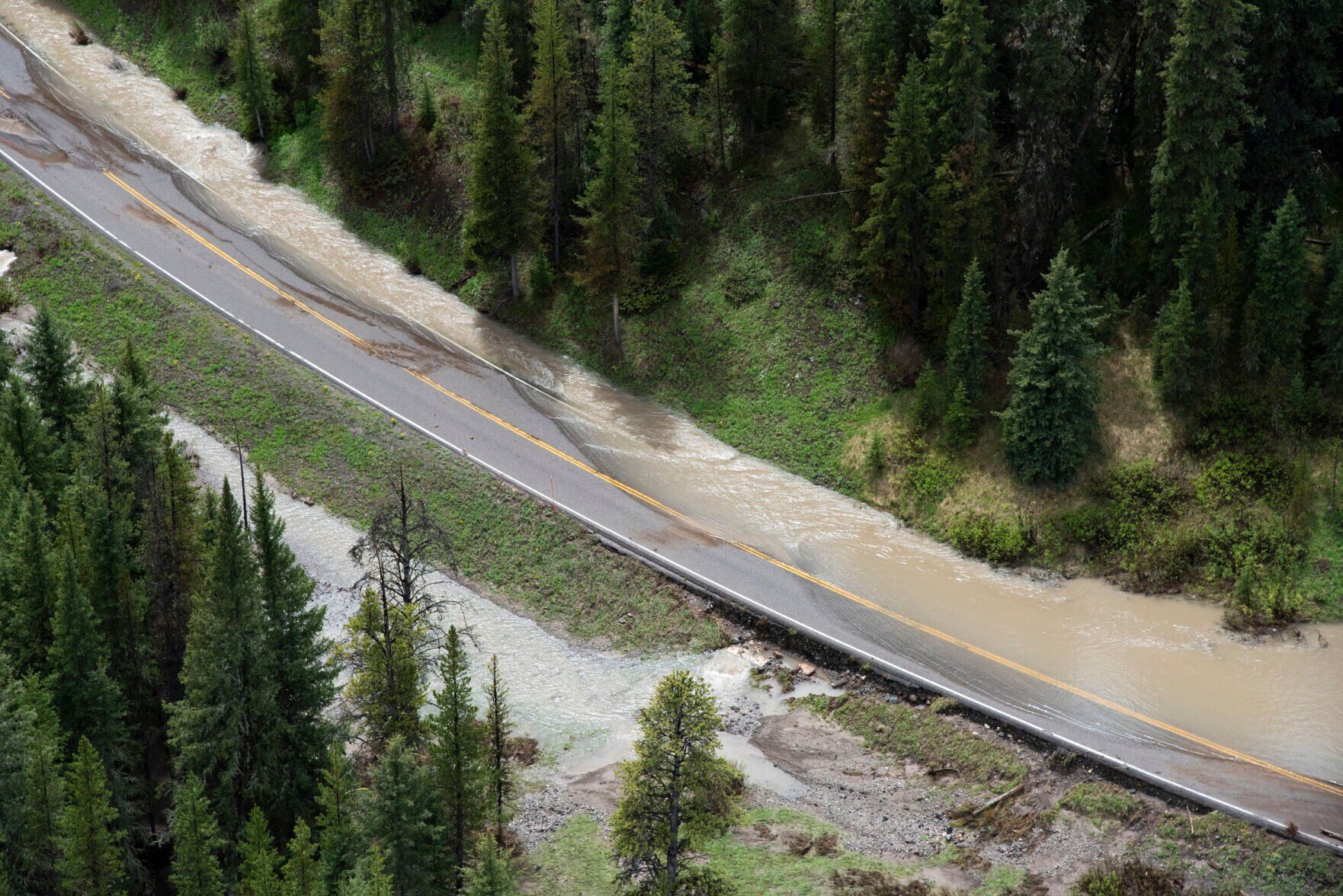 Yellowstone flood flyover